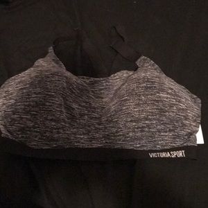 VS sports bra